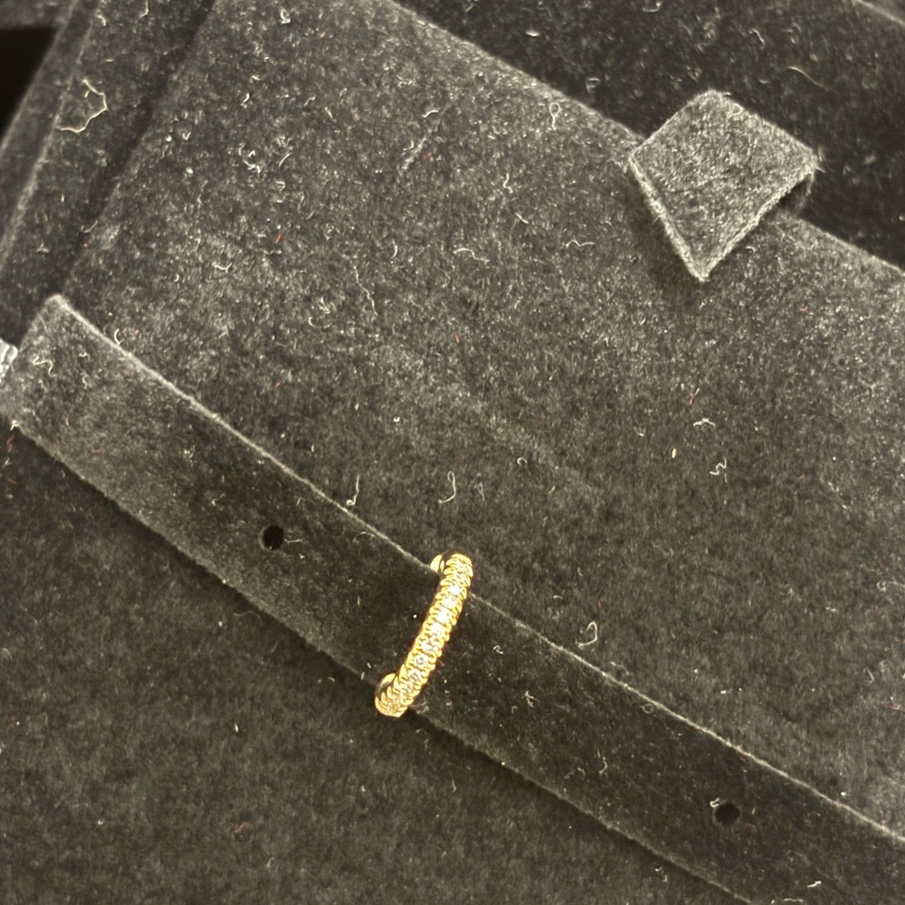 Ring Concierge Mini Diamond ear cuff - Picture 7 of 7